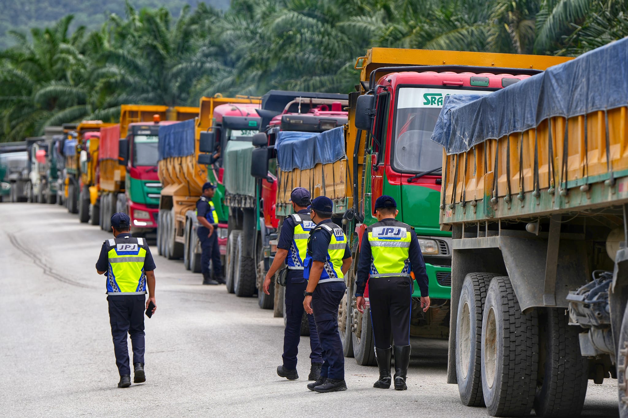 Kementerian Pengangkutan Malaysia Wajibkan Peranti Kawalan Had Laju (SLD) Bagi Kenderaan Perdagangan Mulai Oktober 2025